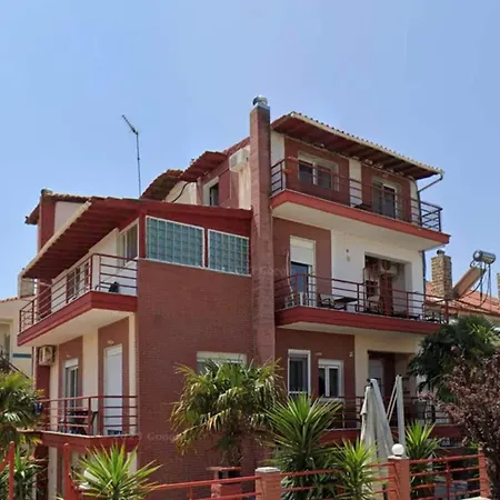 Blue Moon Nea Michaniona