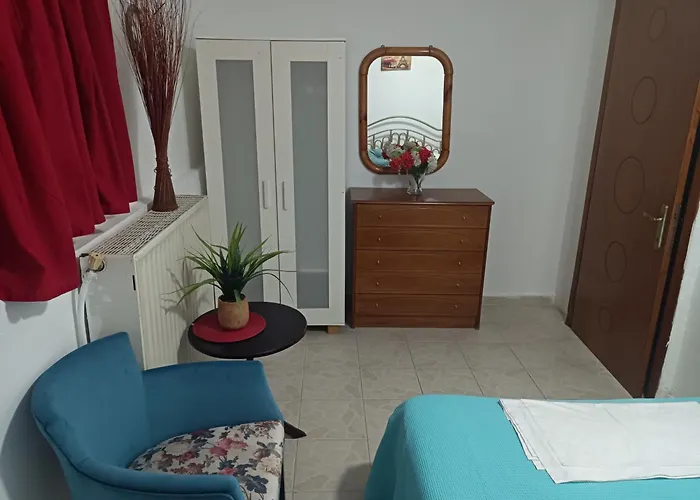 Blue Moon Nea Michaniona