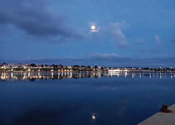 Blue Moon Apartman Néa Mihanióna