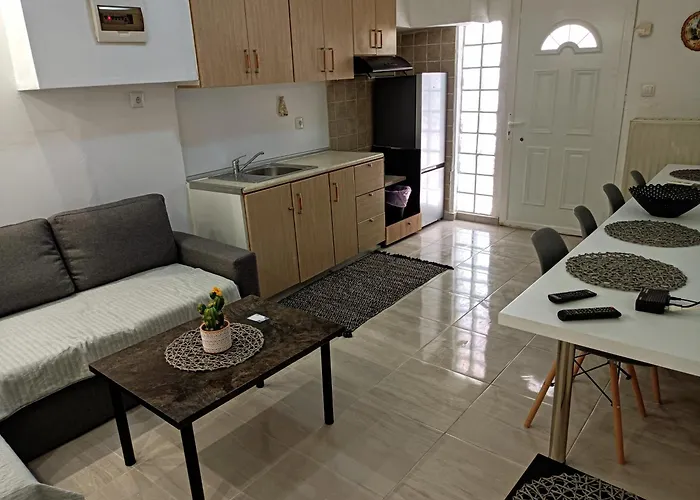 Blue Moon * Nea Michaniona